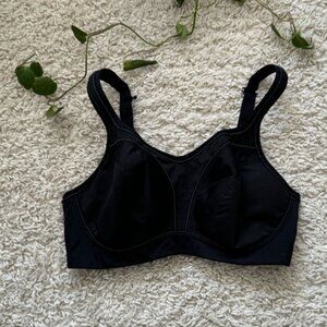 Chantelle black sport bra size 32F